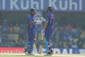 gill-and-rohit-set-the-platform-for-indias-massive-total-with-a-143-run-stand